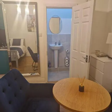 Lovely - Perfect Weekend In * Cork