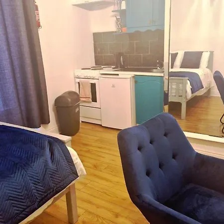 Lovely - Perfect Weekend In Apartment Cork