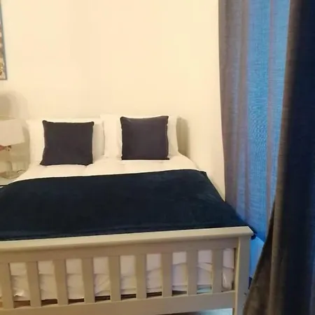 Lovely - Perfect Weekend In Apartment Cork